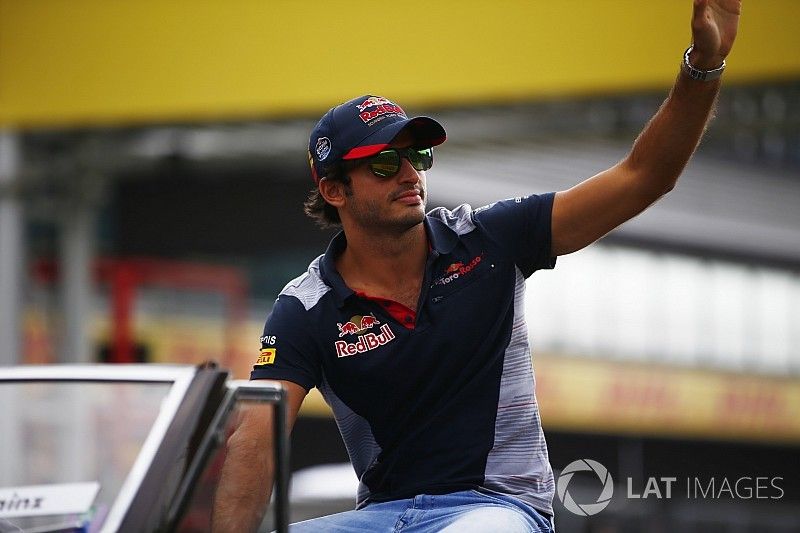 Carlos Sainz Jr., Scuderia Toro Rosso, desfile de pilotos