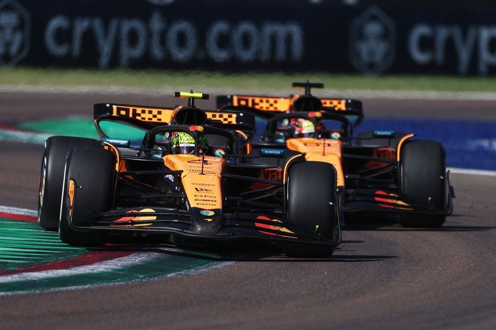 Lando Norris, McLaren, Oscar Piastri, McLaren