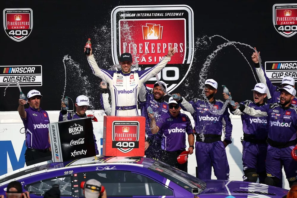 Denny Hamlin, Joe Gibbs Racing Toyota