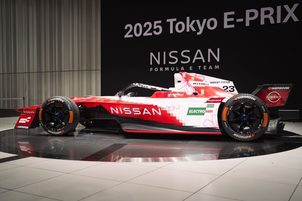 Decoraci&oacute;n especial del Nissan Formula E Team Nissan e-4ORCE 05 para Tokio