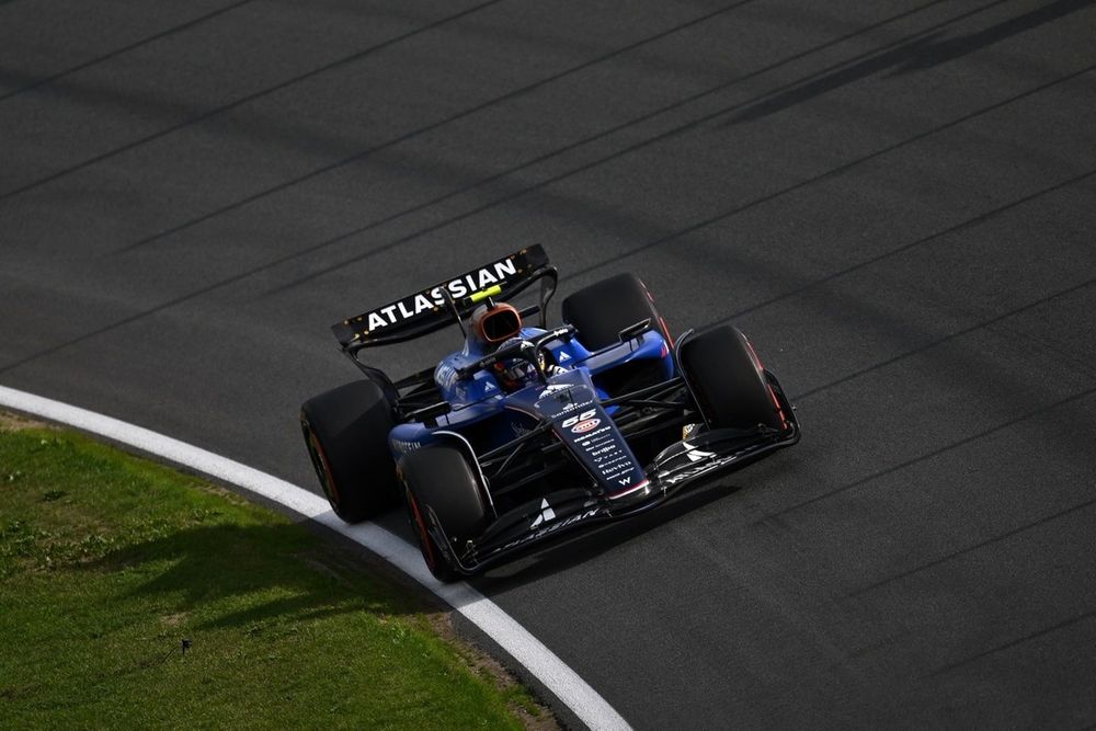 サインツ、オランダ初日は16番手タイム。でも「ペースは期待できる