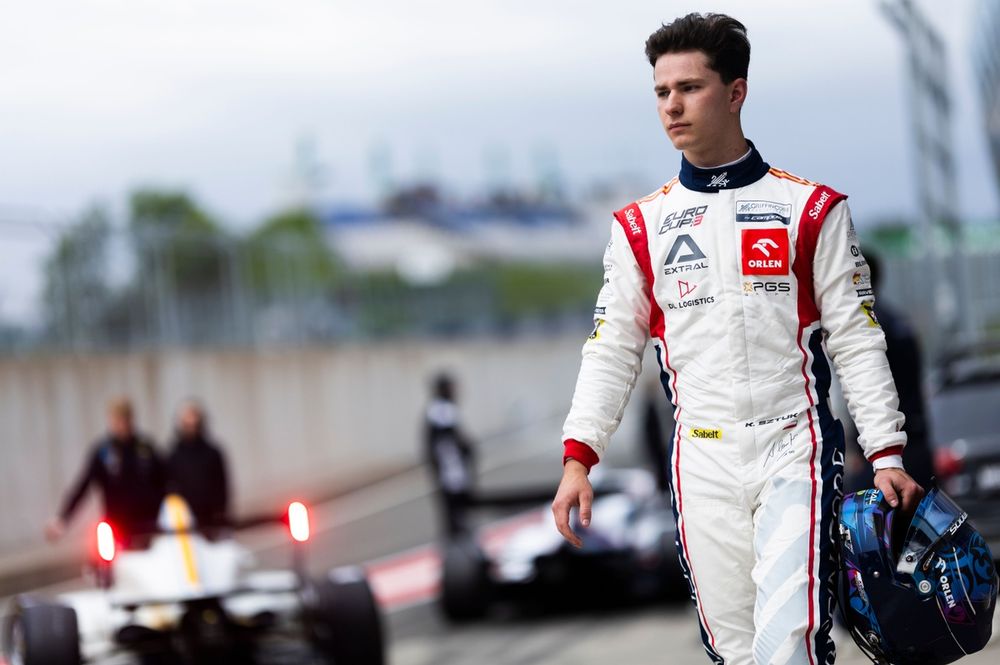 Kacper Sztuka, Campos Racing