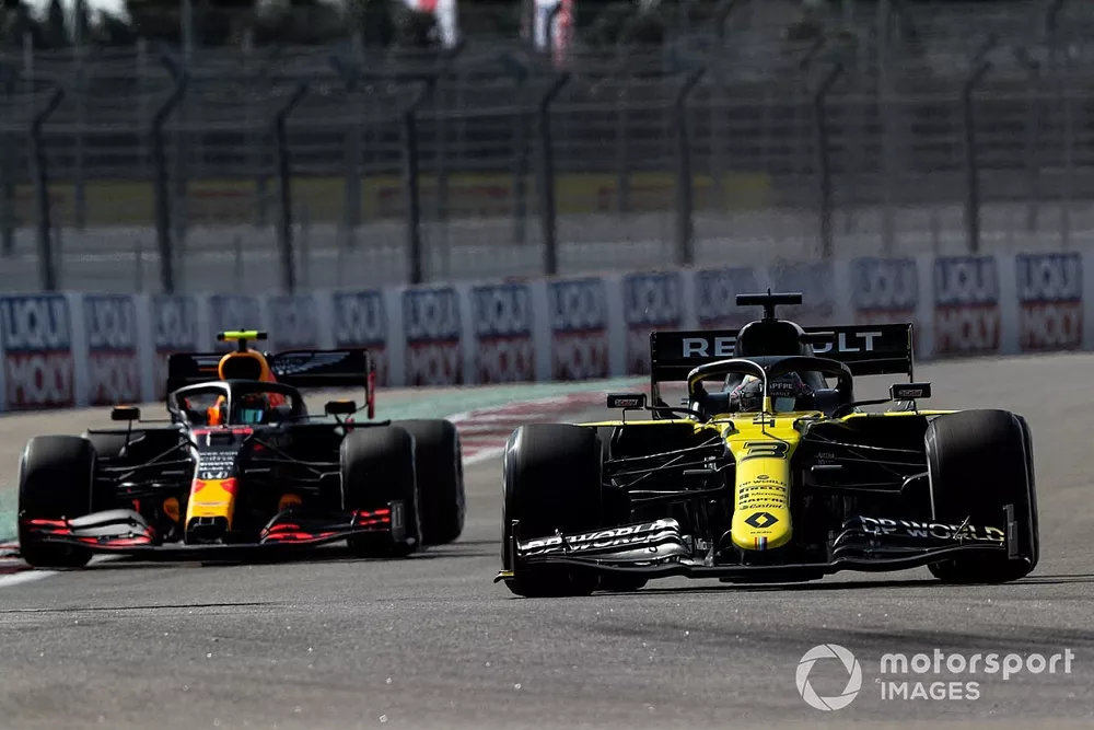 Daniel Ricciardo, Renault F1 Team R.S.20, Alex Albon, Red Bull Racing RB16