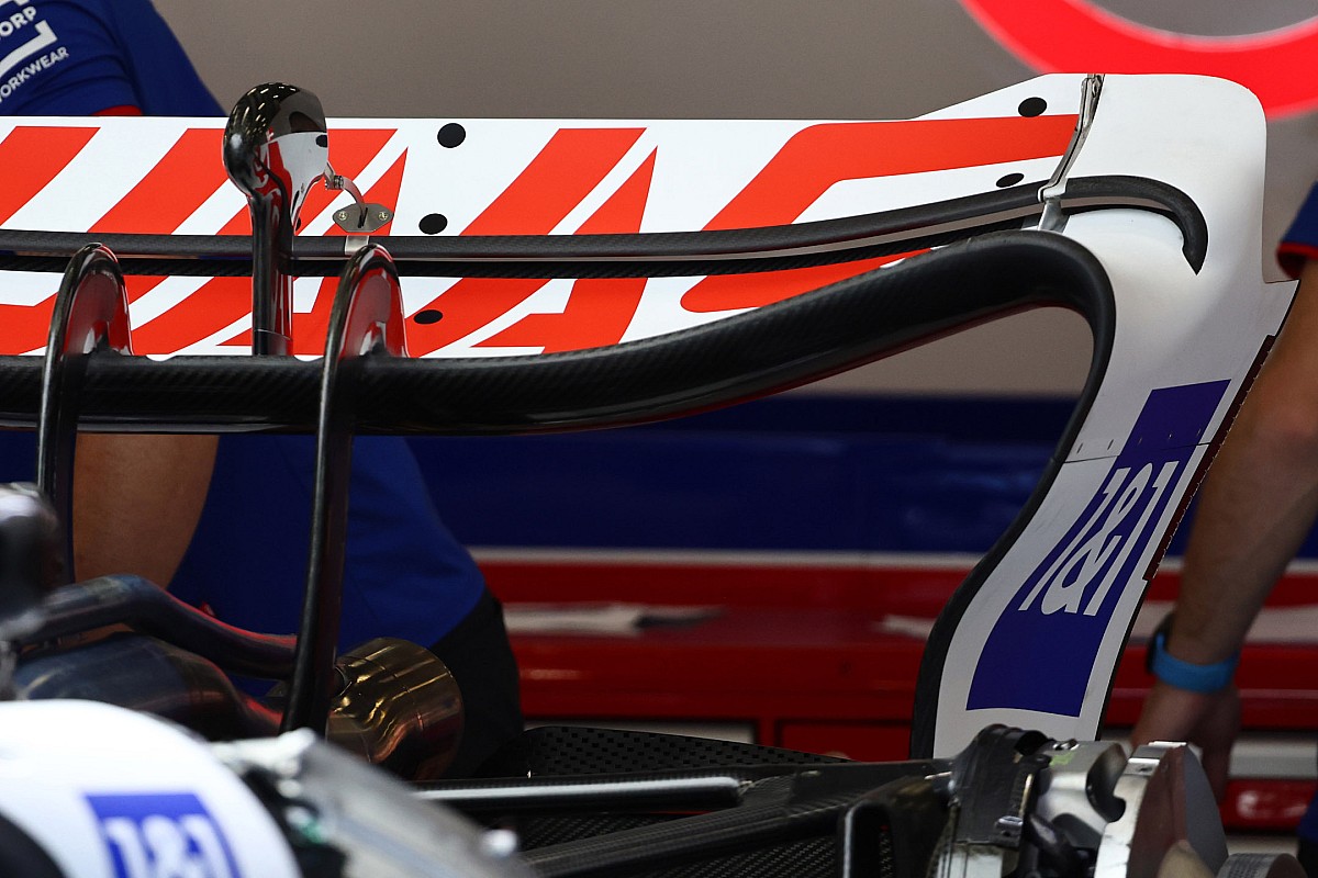 APIA Ｆ１？赤 バックスキン スパーク 1/18 オラクル レッドブル レーシング RB19 2023 F1