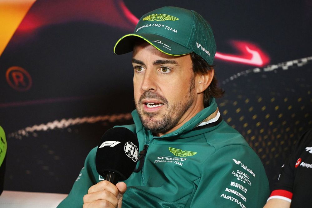 Fernando Alonso, Aston Martin F1 Team 