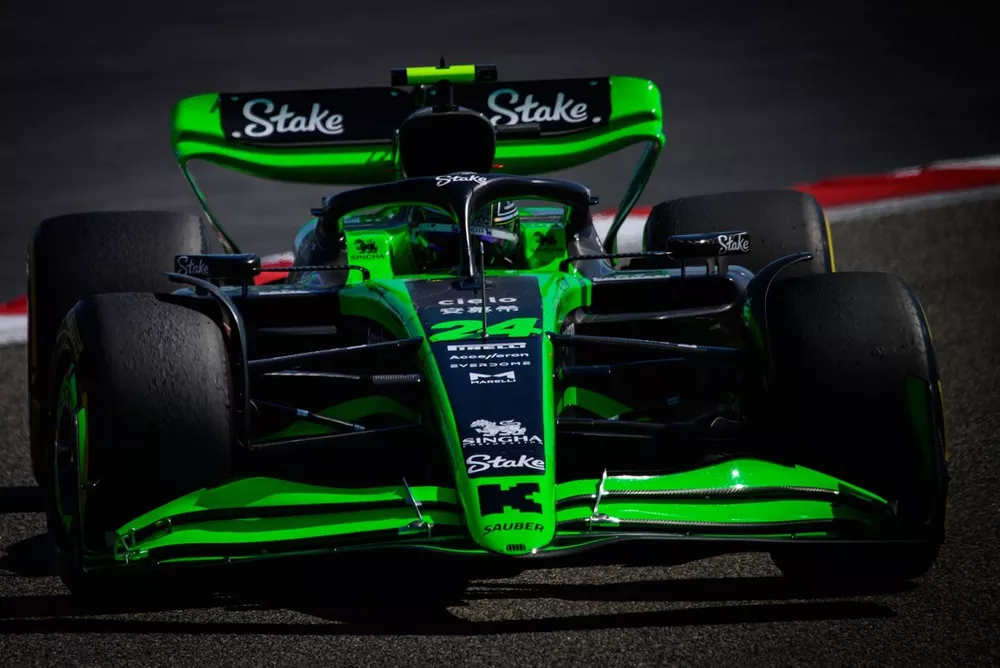 Guanyu Zhou, Kick Sauber C44