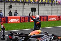 Verstappen bate a Pérez y Alonso en la lucha por la pole en China F1