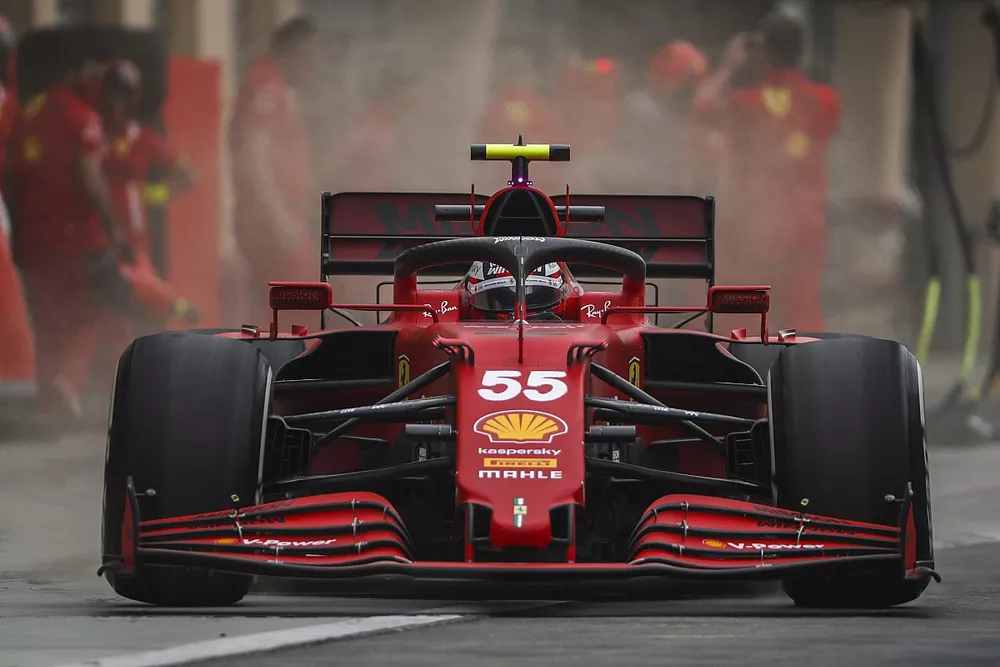 Carlos Sainz Jr., Ferrari SF21