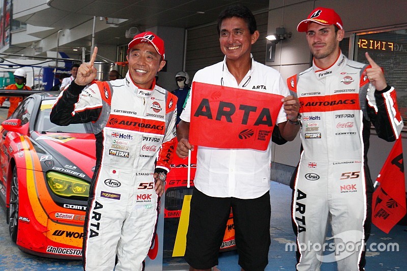 ARTA BMW M6 GT3、他を全く寄せ付けず今季2勝目! 富士SWで3連勝