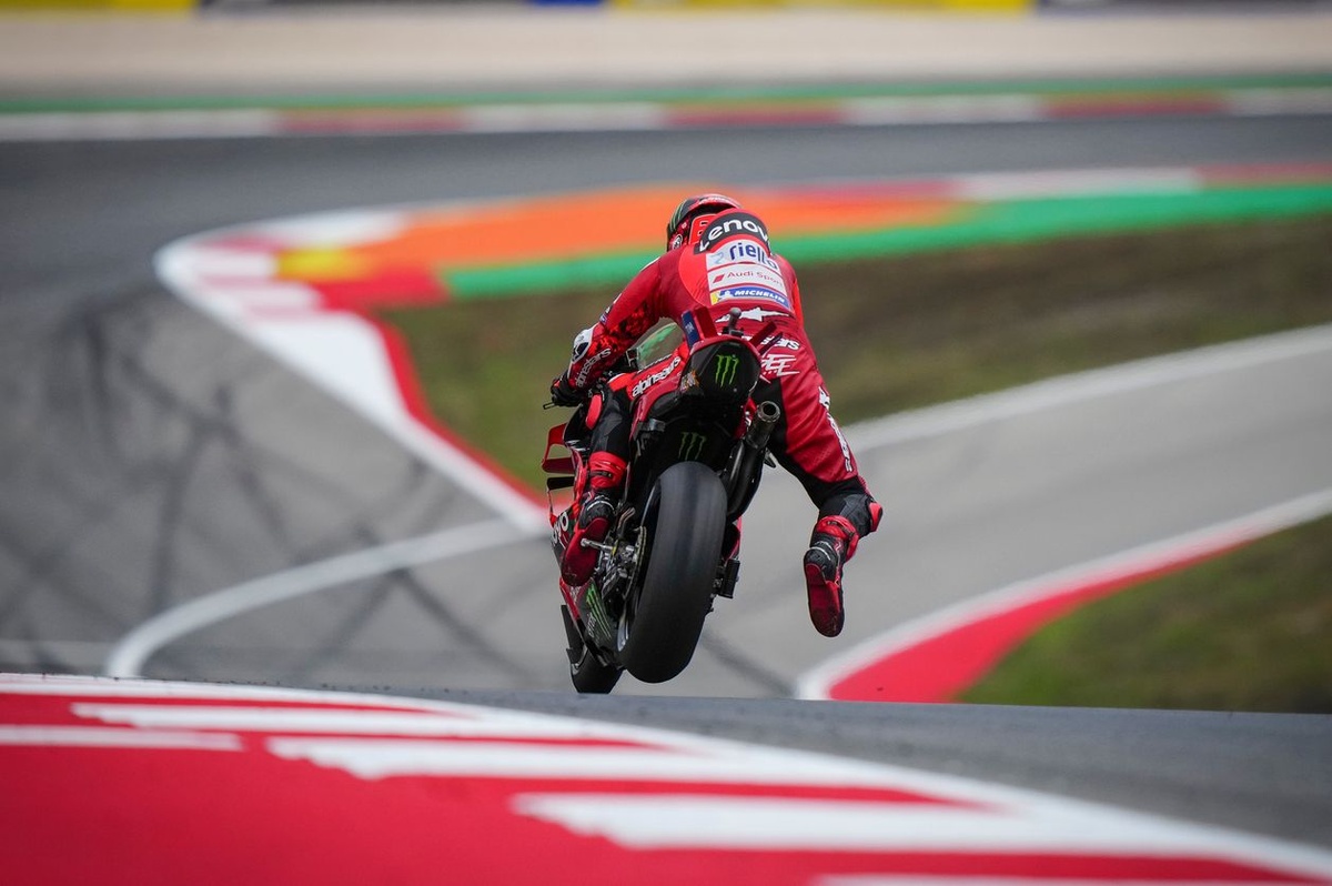 Bagnaia n'a qu'un souhait pour 2026 : "De la stabilité !"