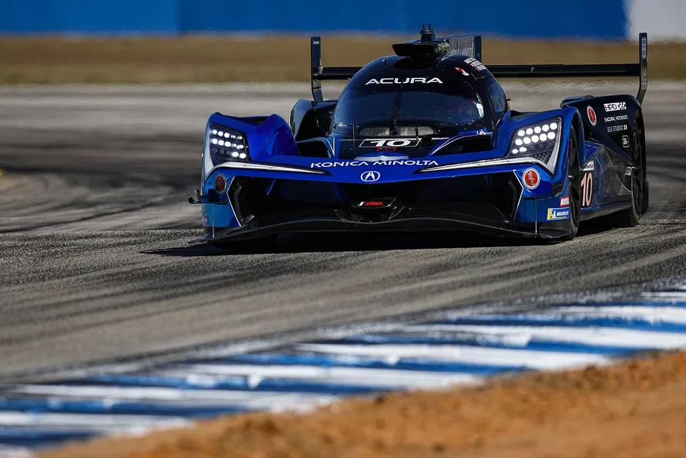 #10 Konica Minolta Acura ARX-06: Ricky Taylor, Filipe Albuquerque, Louis Deletraz