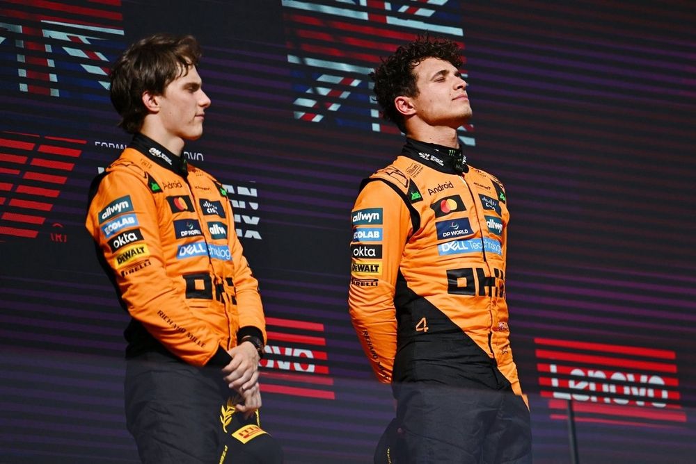 Lando Norris, McLaren, Oscar Piastri, McLaren