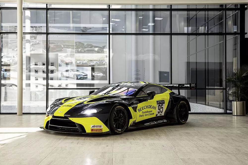 #95 Beechdean AMR GBR Aston Martin Vantage AMR