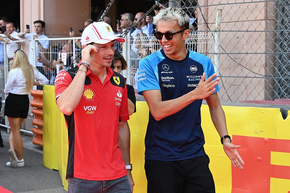 Desfile de pilotos, Charles Leclerc, Scuderia Ferrari Alex Albon, Williams Racing 
