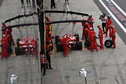 Mercedes: Ferrari favourite to win after "big gamble"