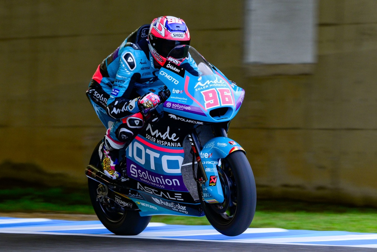 Moto2日本予選｜ディクソン、難コンディションの1発アタック決め