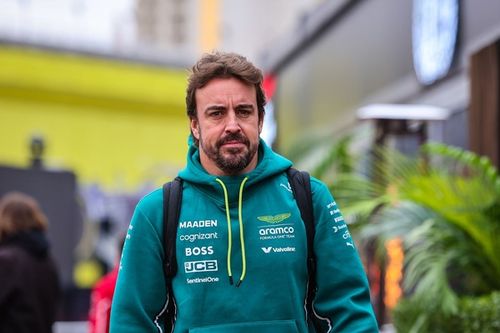 Alonso detona GP de Las Vegas: Pista "n&atilde;o &eacute; do padr&atilde;o da F1"