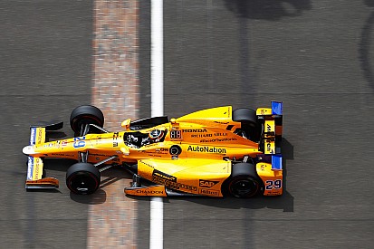 CEO da McLaren: Alonso deve testar na Indy no fim do ano
