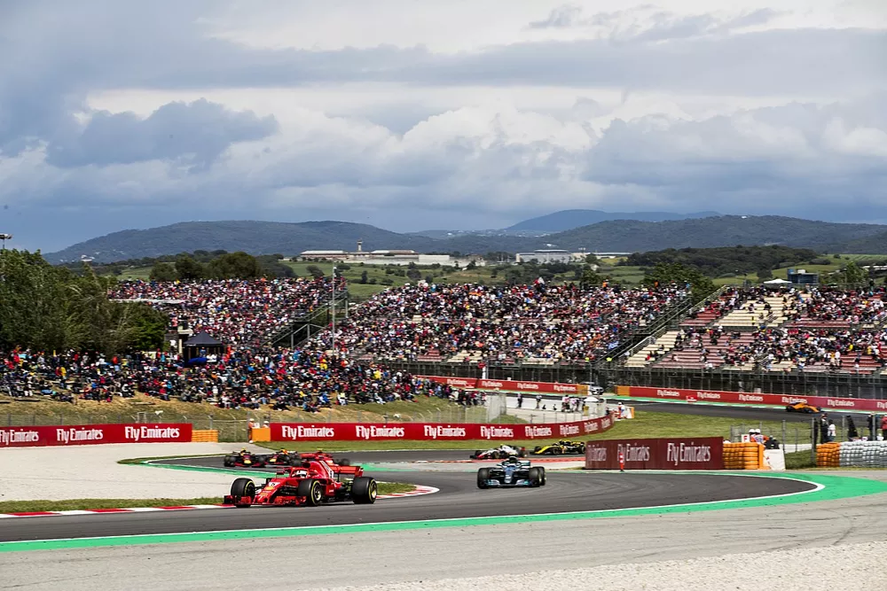 Sebastian Vettel, Ferrari SF71H, Valtteri Bottas, Mercedes AMG F1 W09, Kimi Raikkonen, Ferrari SF71H
