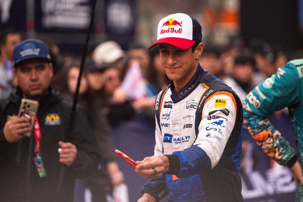 Gil Membrado quiere seguir creciendo con Ford: "Carlos Sainz me está ayudando a encontrar cosas"