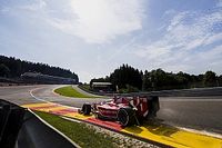 Leclerc consigue la pole en Spa bajo lluvia