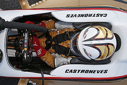 "Voy a seguir pilotando en 2018", asegura Helio Castroneves