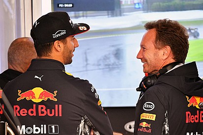 A Red Bull szerint Ricciardo részben Verstappen tempója miatt távozik