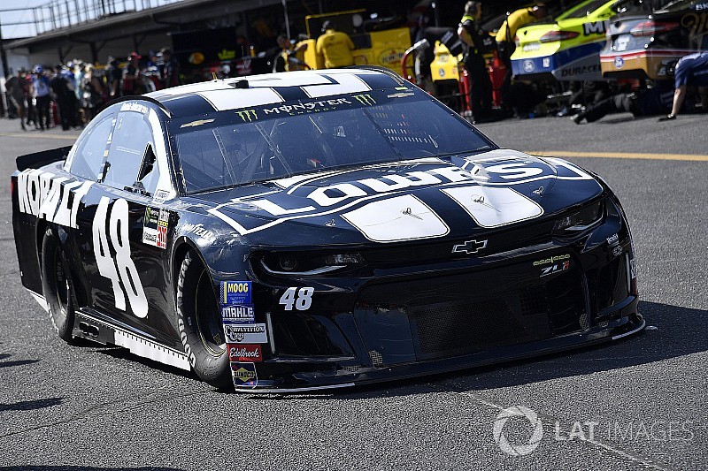 Jimmie Johnson DNFs at Darlington, puts playoff position in jeopardy