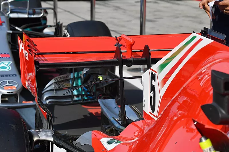 Detalle del aler&oacute;n trasero del Ferrari SF71H