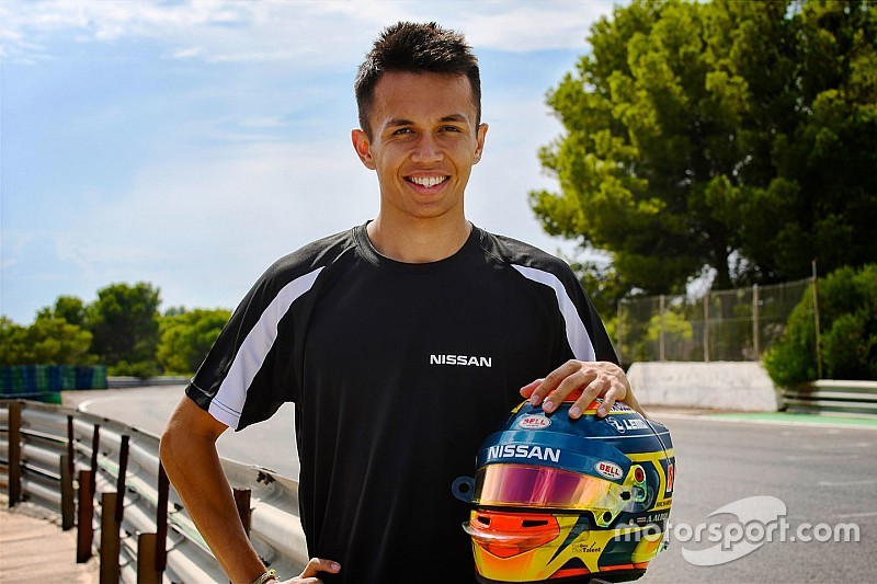 Driot: “Alex Albon nel nostro team di F.E per aiutare un giovane”