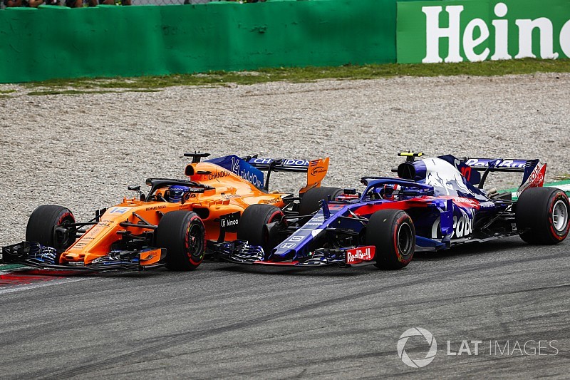 Gasly, agresif Alonso'ya ateş püskürdü