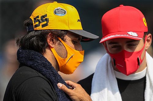 Sainz: Kibice mogą żartować z przeprowadzki do Ferrari