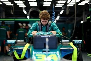 F1: Drugovich e Verstappen participam de testes em Monza