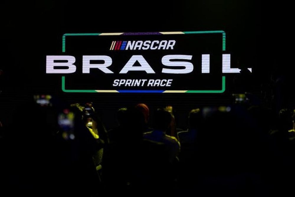 415762_1040067_nascarbrasilsprintrace2022_dudabairros_festadelanA_amento_011468_web_-pxug3l3nuratav5leajsu7q8dwatqufq53vu5hud24