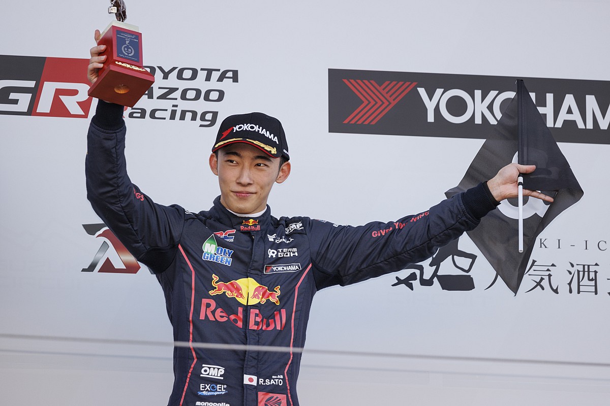 佐藤蓮、ついに手にしたスーパーフォーミュラ初表彰台「もっと上を見