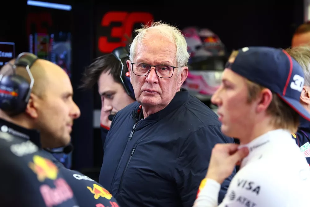 Liam Lawson, Red Bull Racing, Helmut Marko, Red Bull Racing