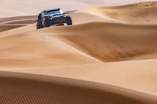 Al Attiyah advierte por el final del Dakar: "La navegación será difícil"