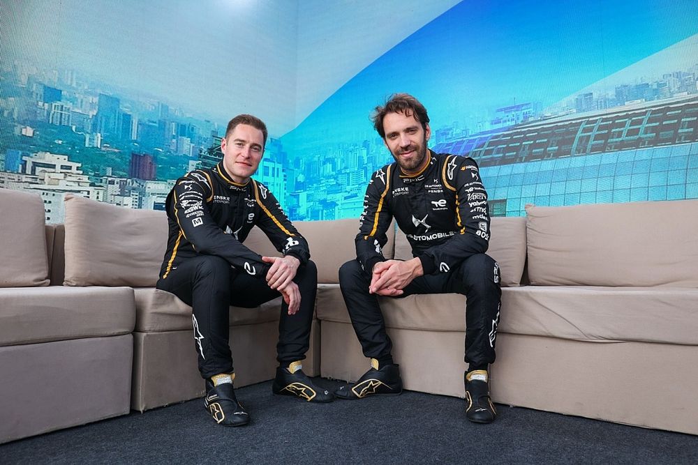 Jean Eric Vergne y Stoffel Vandoorne pilotos DS AUTOMOBILES en la 10 temporada de Fórmula E
