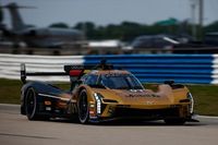 12H de Sebring: Bourdais supera a Derani y lidera tras la primera hora