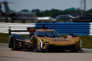12H de Sebring: Bourdais supera a Derani y lidera tras la primera hora