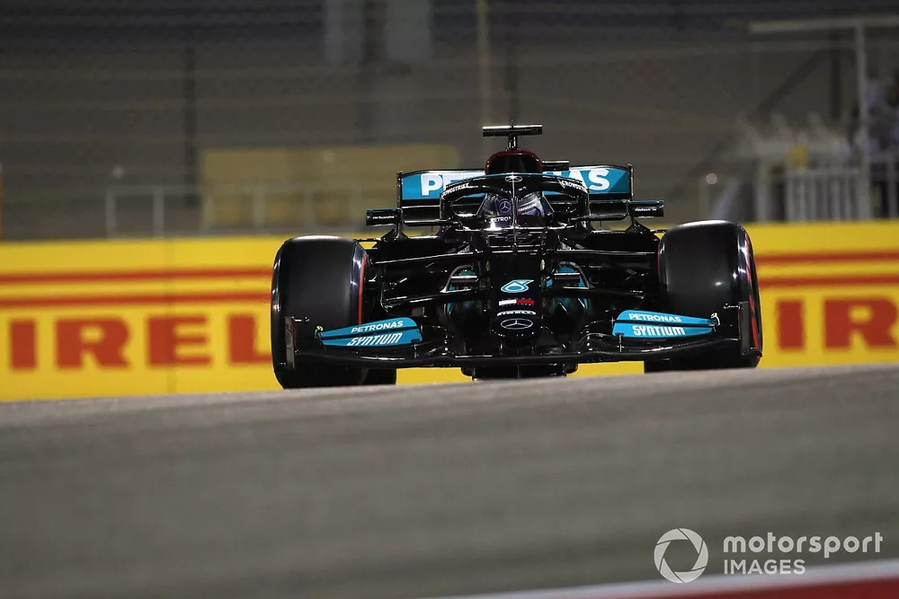 Lewis Hamilton, Mercedes W12