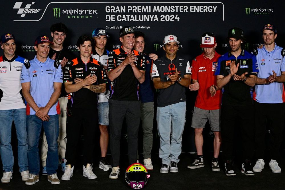 Aleix Espargaro, Aprilia Racing Team with riders