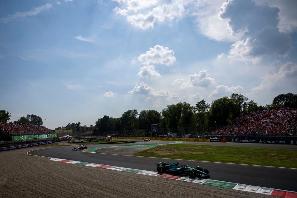 Fernando Alonso, Aston Martin AMR24 