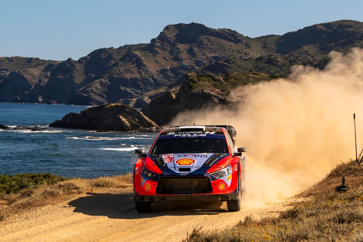 WRC | Rally Italia Sardegna 2025: al via 68 equipaggi. 12 le Rally1