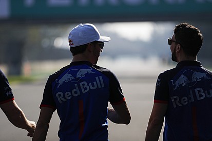 Ім’я напарника Квята в Toro Rosso назвуть у грудні