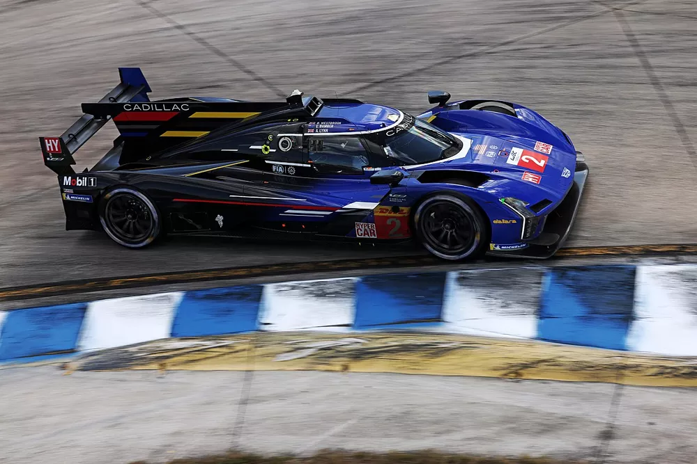 #2 Cadillac Racing Cadillac V-Series.R: Earl Bamber, Alex Lynn, Richard Westbrook