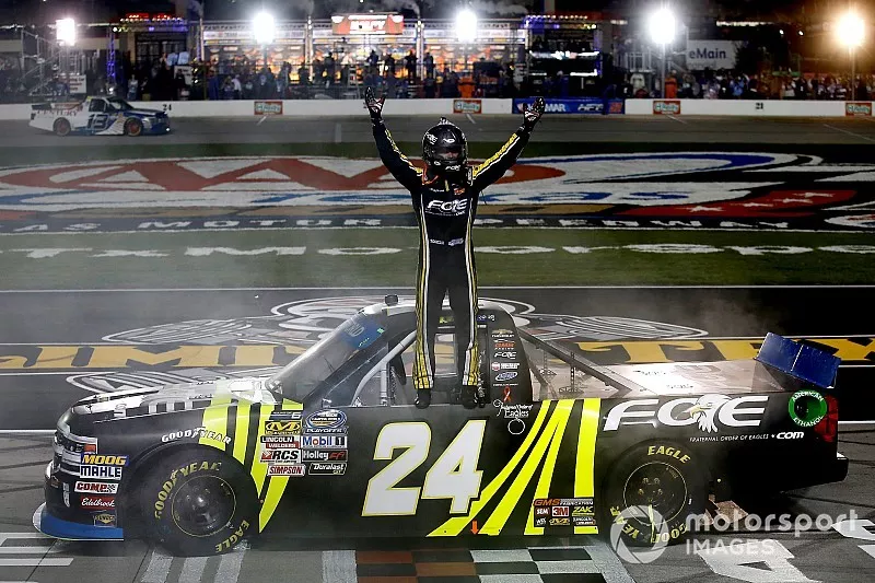 Race winner Justin Haley, GMS Racing, Chevrolet Silverado Fraternal Order Of Eagles