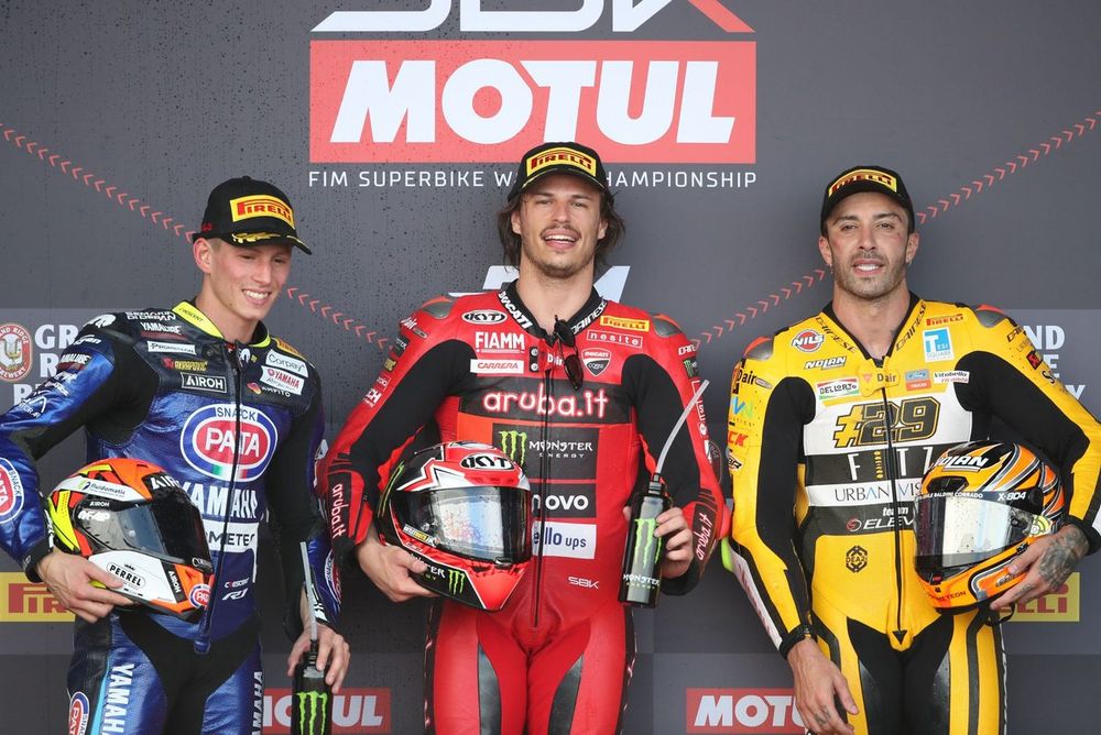 Podio: il vincitore della gara Nicolo Bulega, Aruba.It Racing - Ducati, secondo posto Andrea Locatelli, Pata Yamaha WorldSBK, terzo posto Andrea Iannone, Team Go Eleven