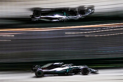 Singapur GP: Hamilton pole'de, Verstappen ikinci!
