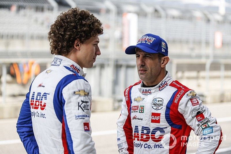Tony Kanaan, A.J. Foyt Enterprises Chevrolet, Matheus Leist, A.J. Foyt Enterprises Chevrolet